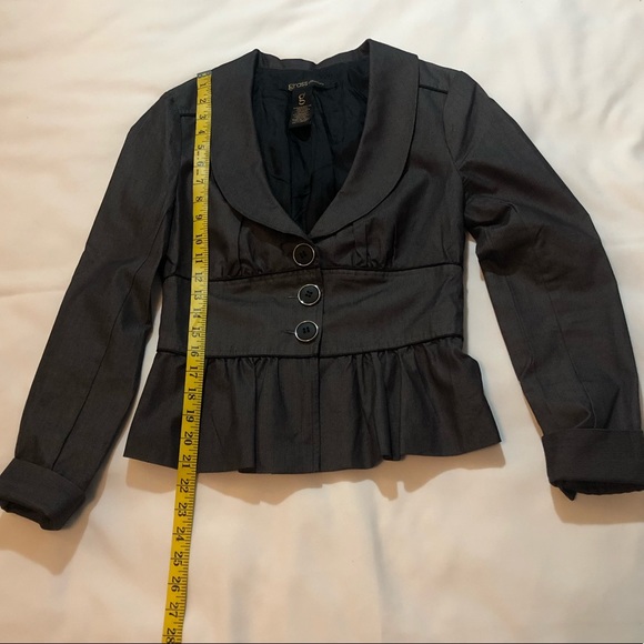 Beautiful women’s jacket! - Picture 5 of 8